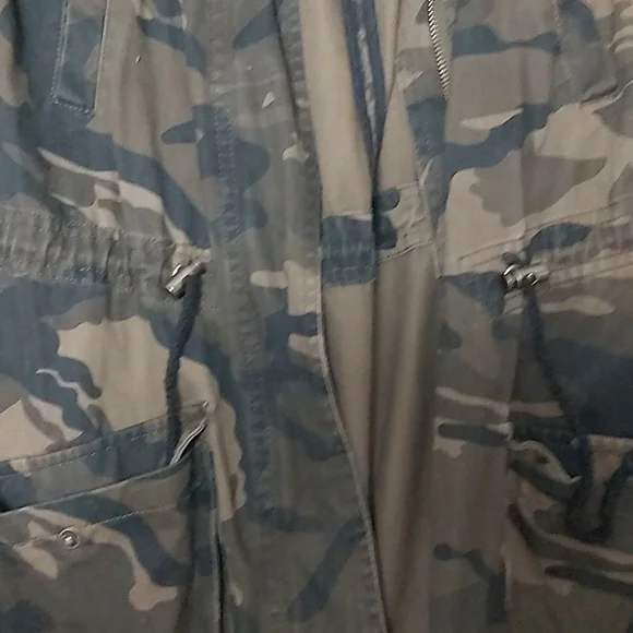 Forever 21 jacket - Picture 3 of 4